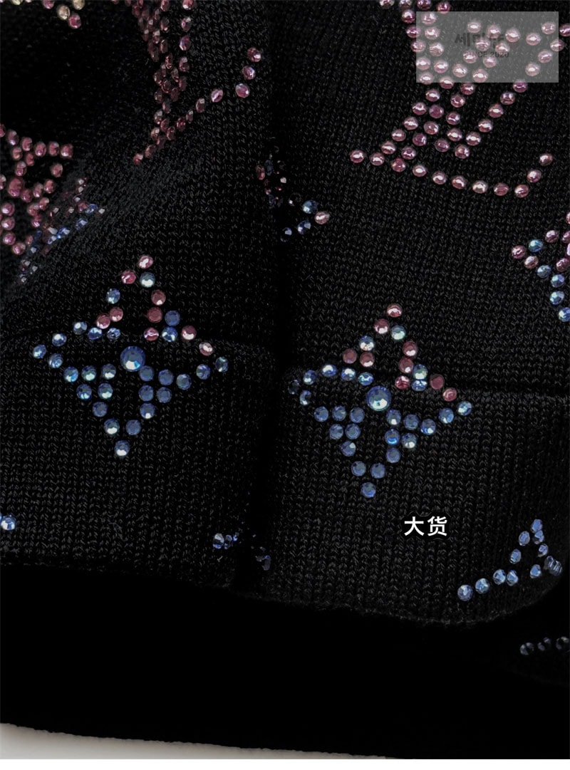 Louis Vuitton 루이비통 모노그램 그라디언트 엠벨리시드 크루넥 반팔 티셔츠 의류 19번 이미지