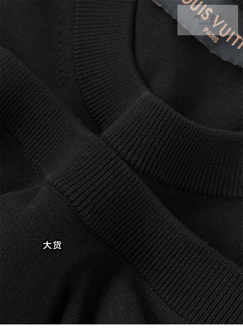 Louis Vuitton 루이비통 모노그램 그라디언트 엠벨리시드 크루넥 반팔 티셔츠 의류 14번 이미지