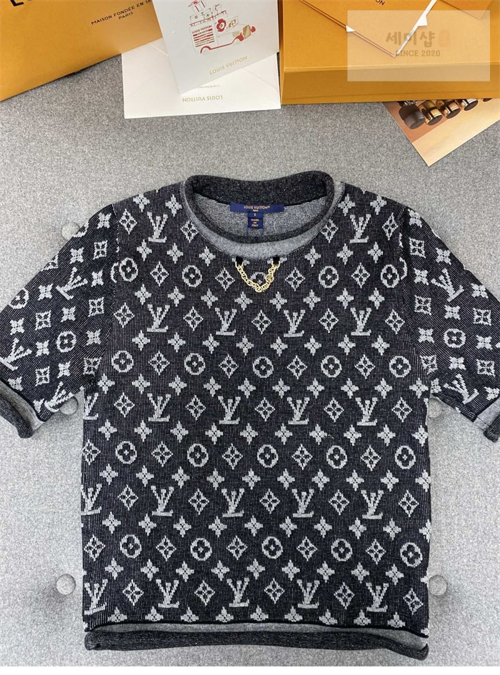 Louis Vuitton 루이비통 모노그램 로고플레이 자카드 코튼 울 반팔 니트 레플리카 17번 이미지 - 의류 | 세미샵 레플리카 사이트
