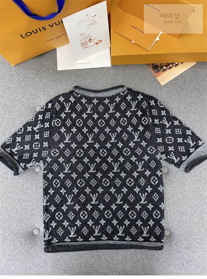 Louis Vuitton 루이비통 모노그램 로고플레이 자카드 코튼 울 반팔 니트 레플리카 2번 이미지 - 의류 | 세미샵 레플리카 사이트