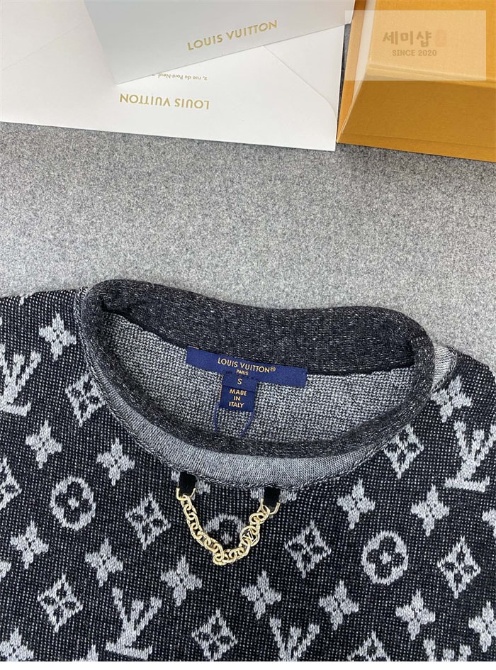 Louis Vuitton 루이비통 모노그램 로고플레이 자카드 코튼 울 반팔 니트 레플리카 7번 이미지 - 의류 | 세미샵 레플리카 사이트