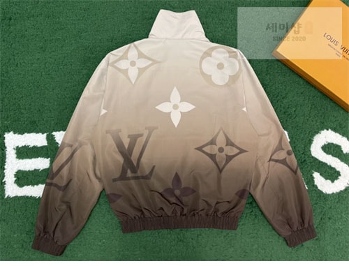 Louis Vuitton 루이비통 모노그램 리버서블 나일론 윈드브레이커 의류 2번 이미지