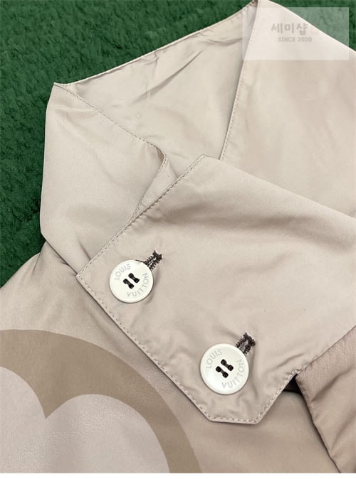 Louis Vuitton 루이비통 모노그램 리버서블 나일론 윈드브레이커 의류 17번 이미지