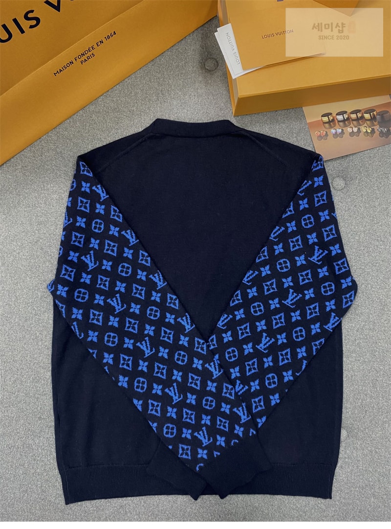 Louis Vuitton 루이비통 모노그램 믹스 캐시미어 V넥 가디건 의류 10번 이미지