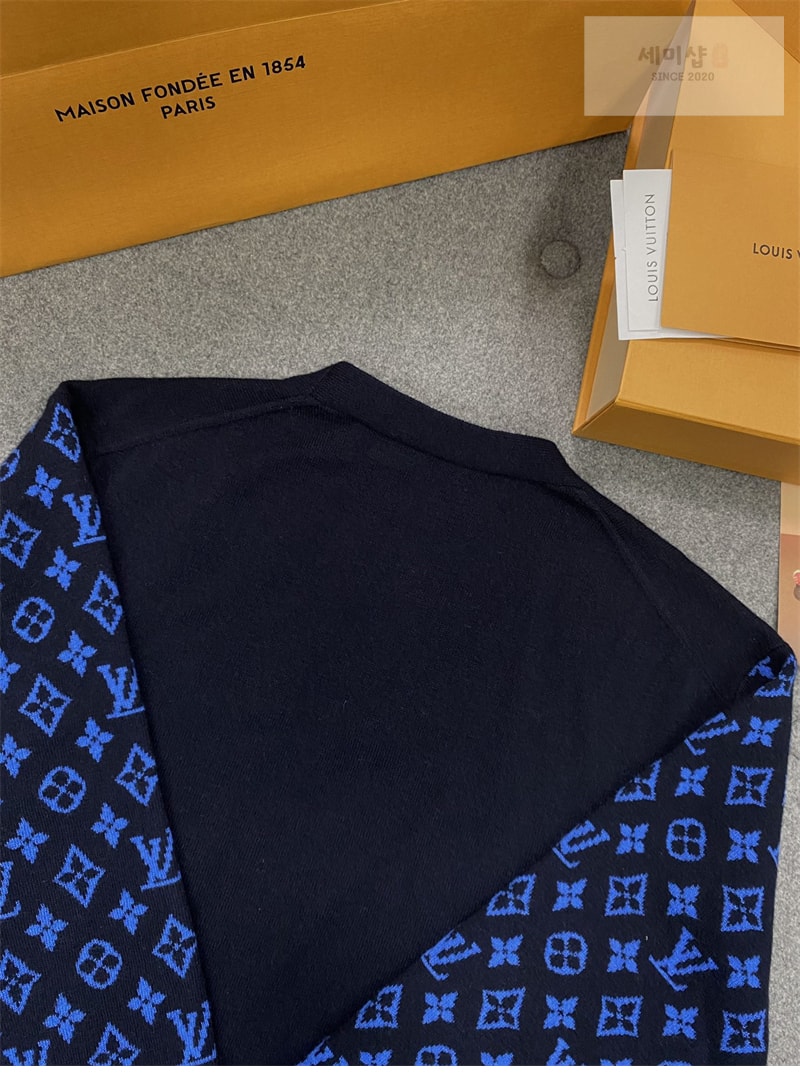 Louis Vuitton 루이비통 모노그램 믹스 캐시미어 V넥 가디건 의류 16번 이미지