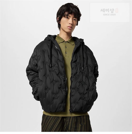 Louis Vuitton 루이비통 모노그램 퀼티드 후디 블루종 2컬러 의류 24번 이미지