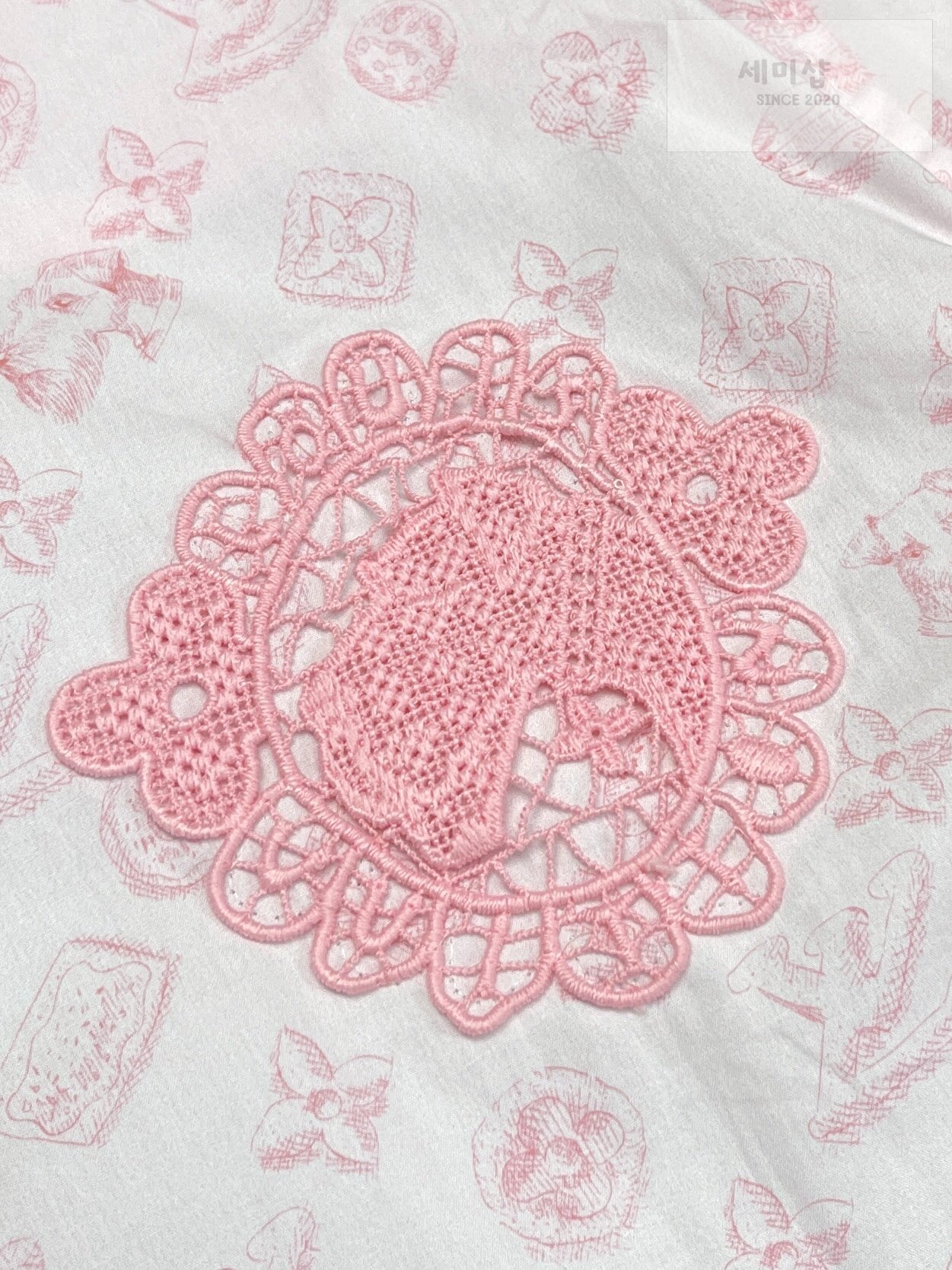 Louis Vuitton 루이비통 모노그램 프린티드 롱 슬리브 셔츠 “2COLOR” NO.1 의류 9번 이미지