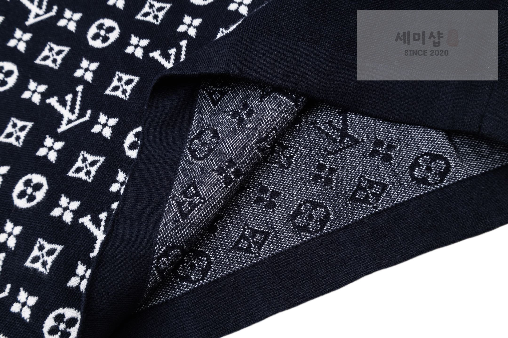 루이비통 루이비통 믹스드 모노그램 자카드 티셔츠 네이비 화이트 모노그램 의류 8번 이미지