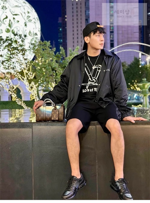Louis Vuitton 루이비통 백로고 코치 자켓 1ABZG5 의류 4번 이미지