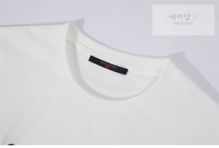 Louis Vuitton 루이비통 버질 아블로 LV 인사이드아웃 파리 시그니처 티셔츠 의류 5번 이미지