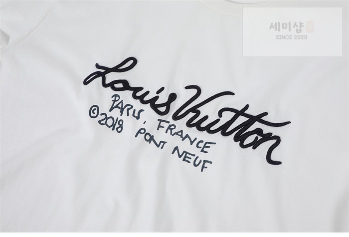 Louis Vuitton 루이비통 버질 아블로 LV 인사이드아웃 파리 시그니처 티셔츠 의류 7번 이미지