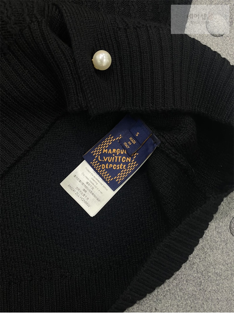 Louis Vuitton 루이비통 블랙 V넥 니트 베스트 의류 18번 이미지