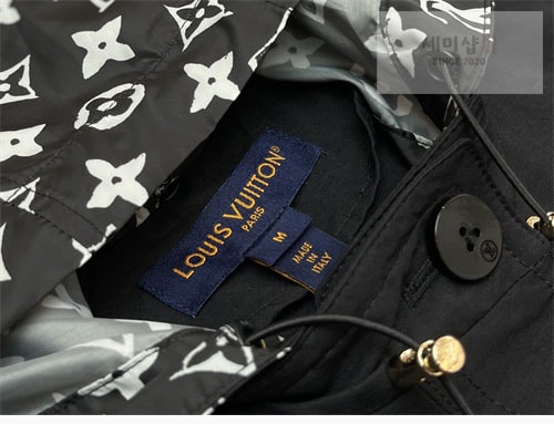 Louis Vuitton 루이비통 숏 후드 파카 블랙 의류 4번 이미지