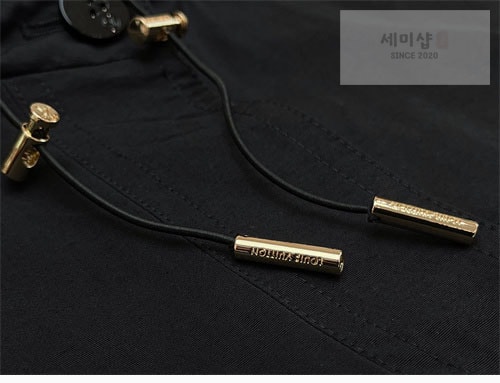 Louis Vuitton 루이비통 숏 후드 파카 블랙 의류 5번 이미지