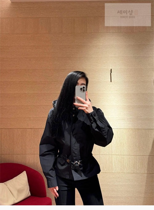 Louis Vuitton 루이비통 숏 후드 파카 블랙 의류 9번 이미지