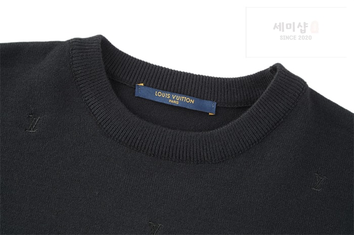 Louis Vuitton 루이비통 스몰 LV 엠브로이더드 크루넥 의류 4번 이미지