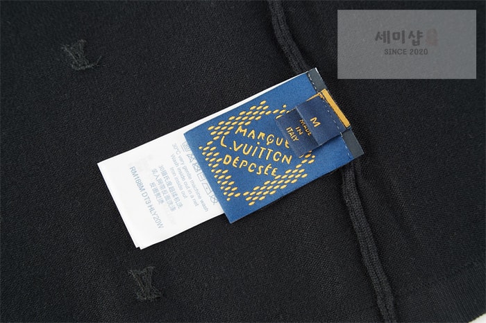 Louis Vuitton 루이비통 스몰 LV 엠브로이더드 크루넥 의류 10번 이미지