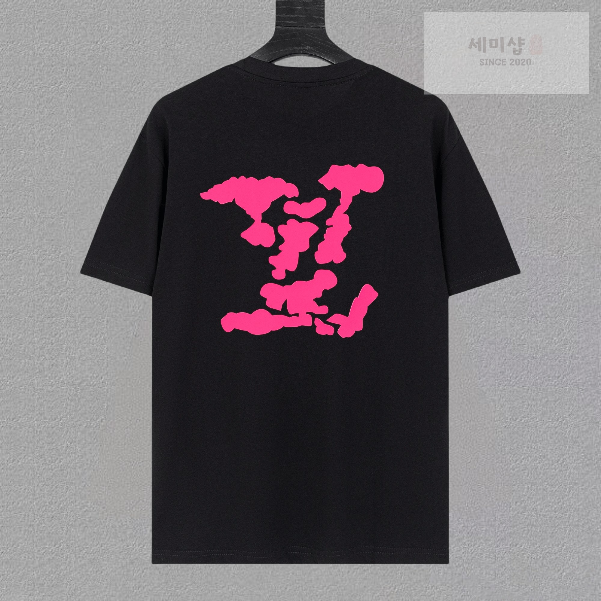 루이비통 루이비통 스팟 로고 티셔츠 블랙 핑크 의류 2번 이미지