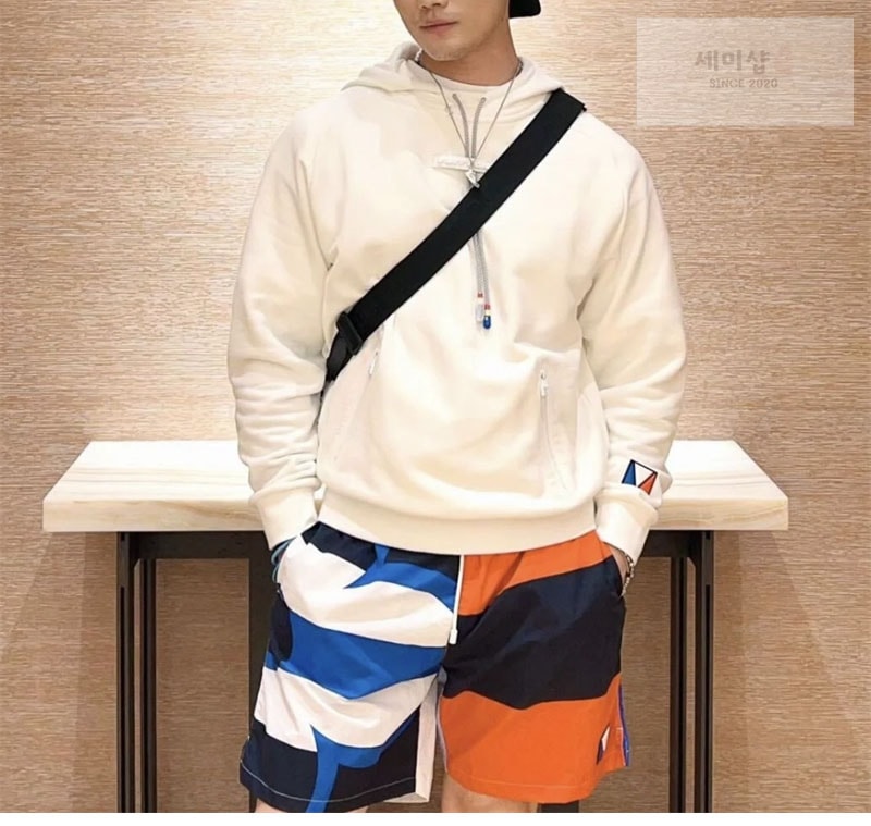 Louis Vuitton 루이비통 아메리카 컵 LV 시그니처 후드 의류 3번 이미지