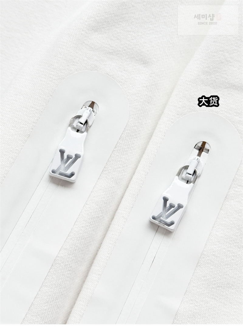 Louis Vuitton 루이비통 아메리카 컵 LV 시그니처 후드 의류 13번 이미지