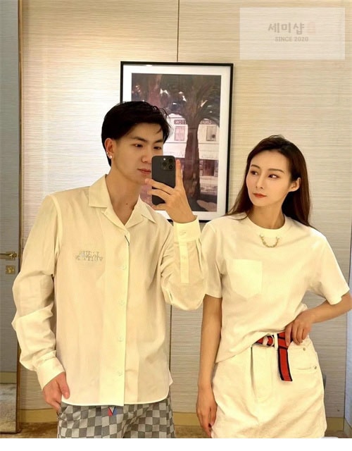 Louis Vuitton 루이비통 엠벨리시드 LV컵 로고 롱 슬리브드 셔츠 의류 2번 이미지