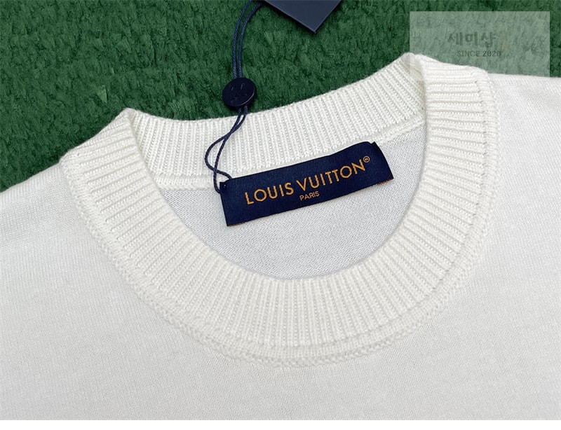 Louis Vuitton 루이비통 엠벨리시드 LV 리본 반팔 티셔츠 의류 6번 이미지