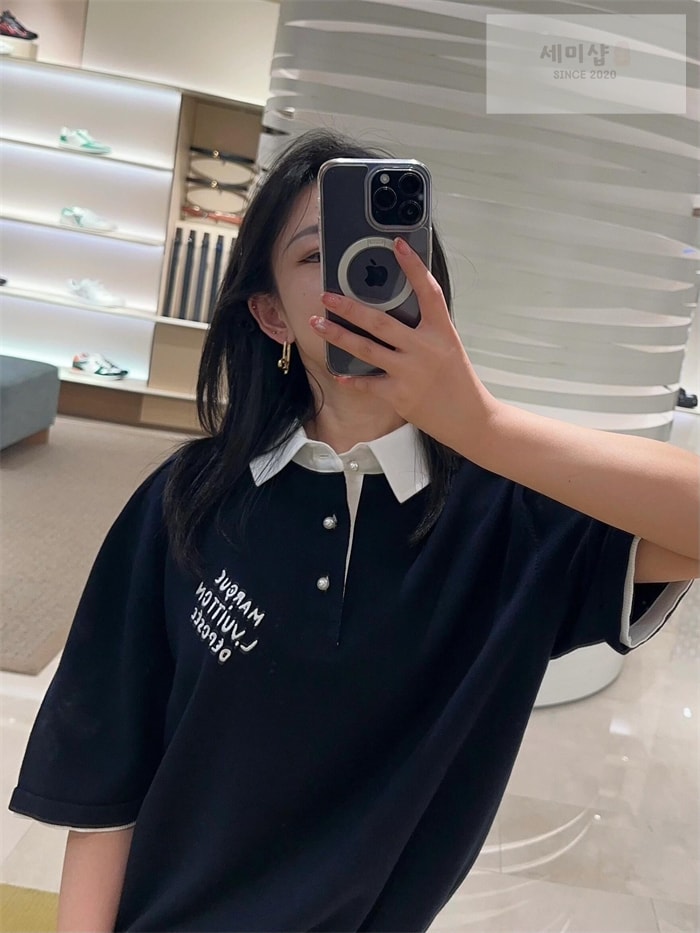 Louis Vuitton 루이비통 엠브로이더드 쇼트 슬리브드 코튼 블렌드 폴로 셔츠 네이비 의류 3번 이미지