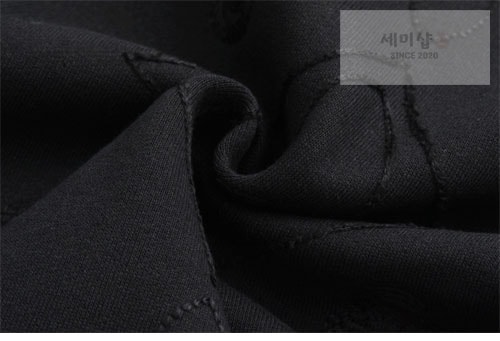 Louis Vuitton 루이비통 엠브로이더드 LV 아라베스크 크루넥 맨투맨 의류 11번 이미지