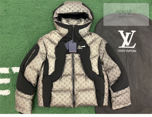 Louis Vuitton 루이비통 2054 히트 리액티브 푸퍼 의류 17번 이미지