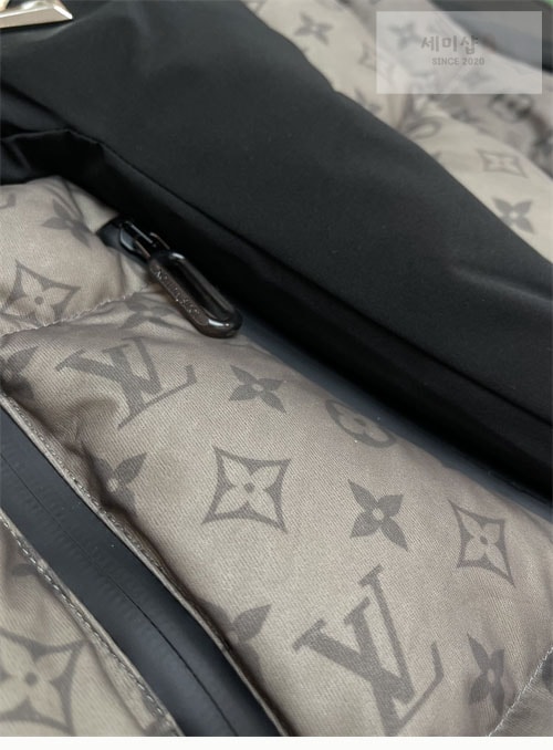 Louis Vuitton 루이비통 2054 히트 리액티브 푸퍼 의류 6번 이미지