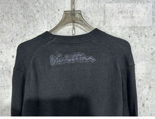 Louis Vuitton 루이비통 23SS 메리노 울 자수 가디건 의류 16번 이미지