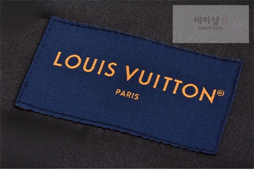 Louis Vuitton 루이비통 24FW 바이컬러 새틴 봄버 자켓 1AFWK6 의류 14번 이미지