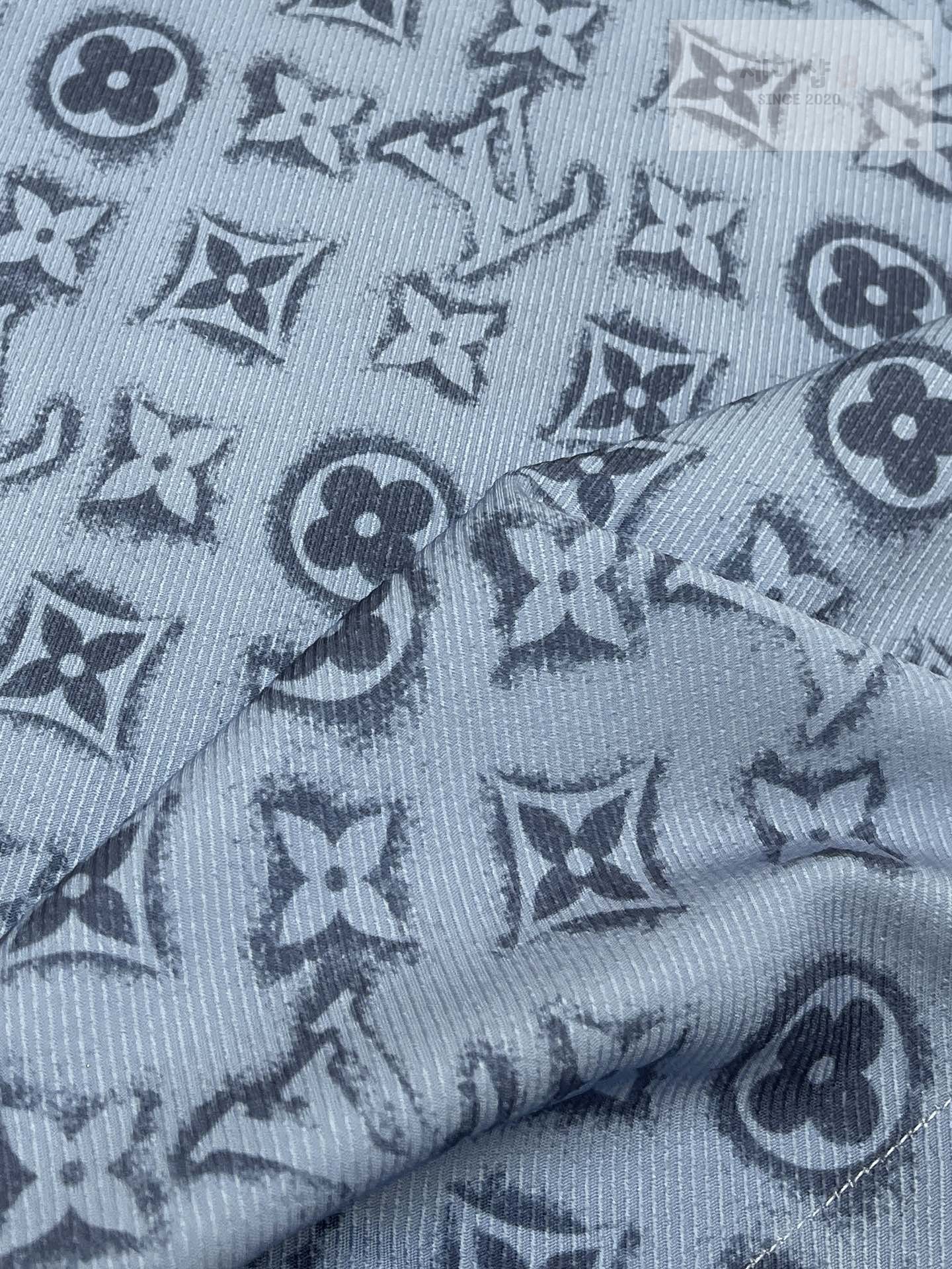 Louis Vuitton 루이비통 24SS 실크 모노그램 쇼트 슬리브 셔츠 의류 11번 이미지