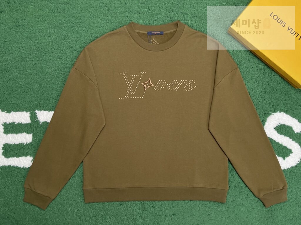 Louis Vuitton 루이비통 24SS 코튼 시그니처 크루넥 맨투맨 카키 의류 12번 이미지