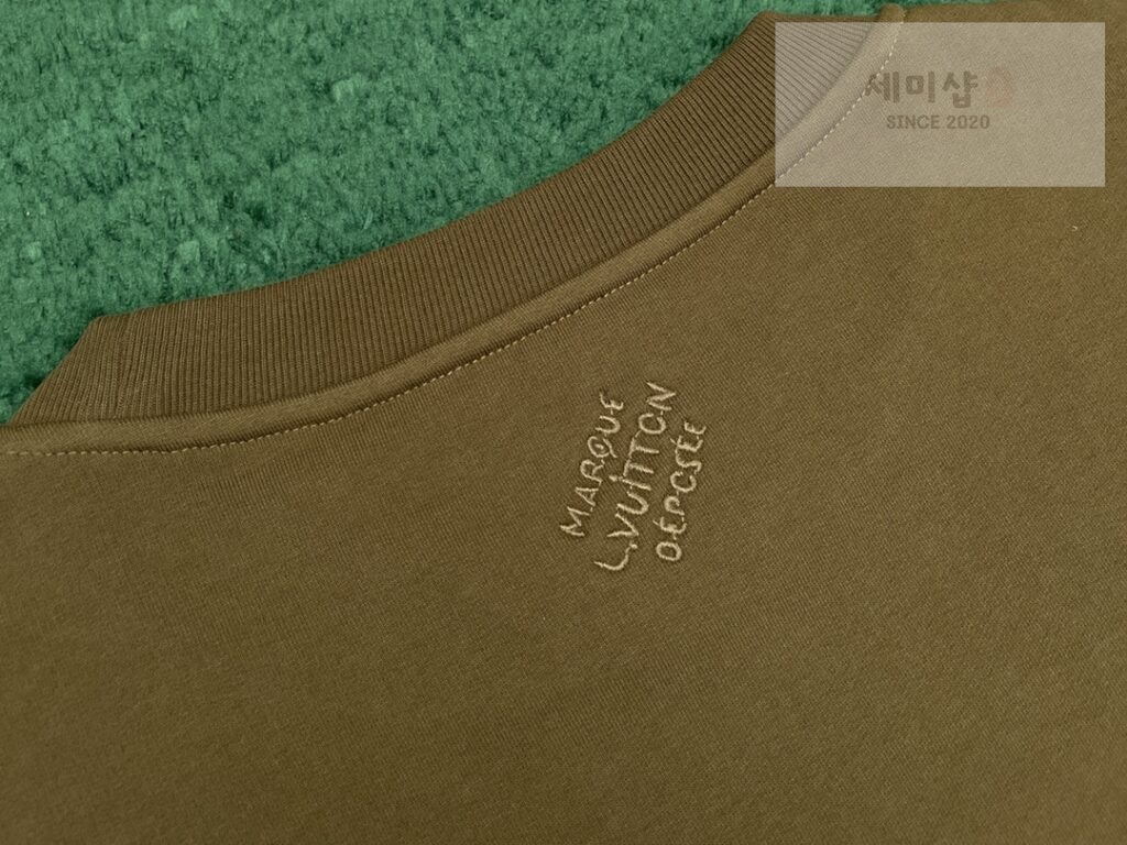 Louis Vuitton 루이비통 24SS 코튼 시그니처 크루넥 맨투맨 카키 의류 5번 이미지