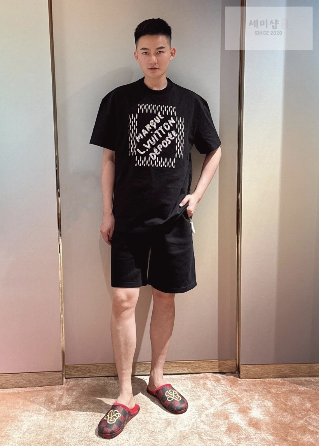 Louis Vuitton 루이비통 24SS 포켓 지퍼 진주 장식 톤온톤 자수 코튼 저지 쇼츠 레플리카 2번 이미지 - 의류 | 세미샵 레플리카 사이트