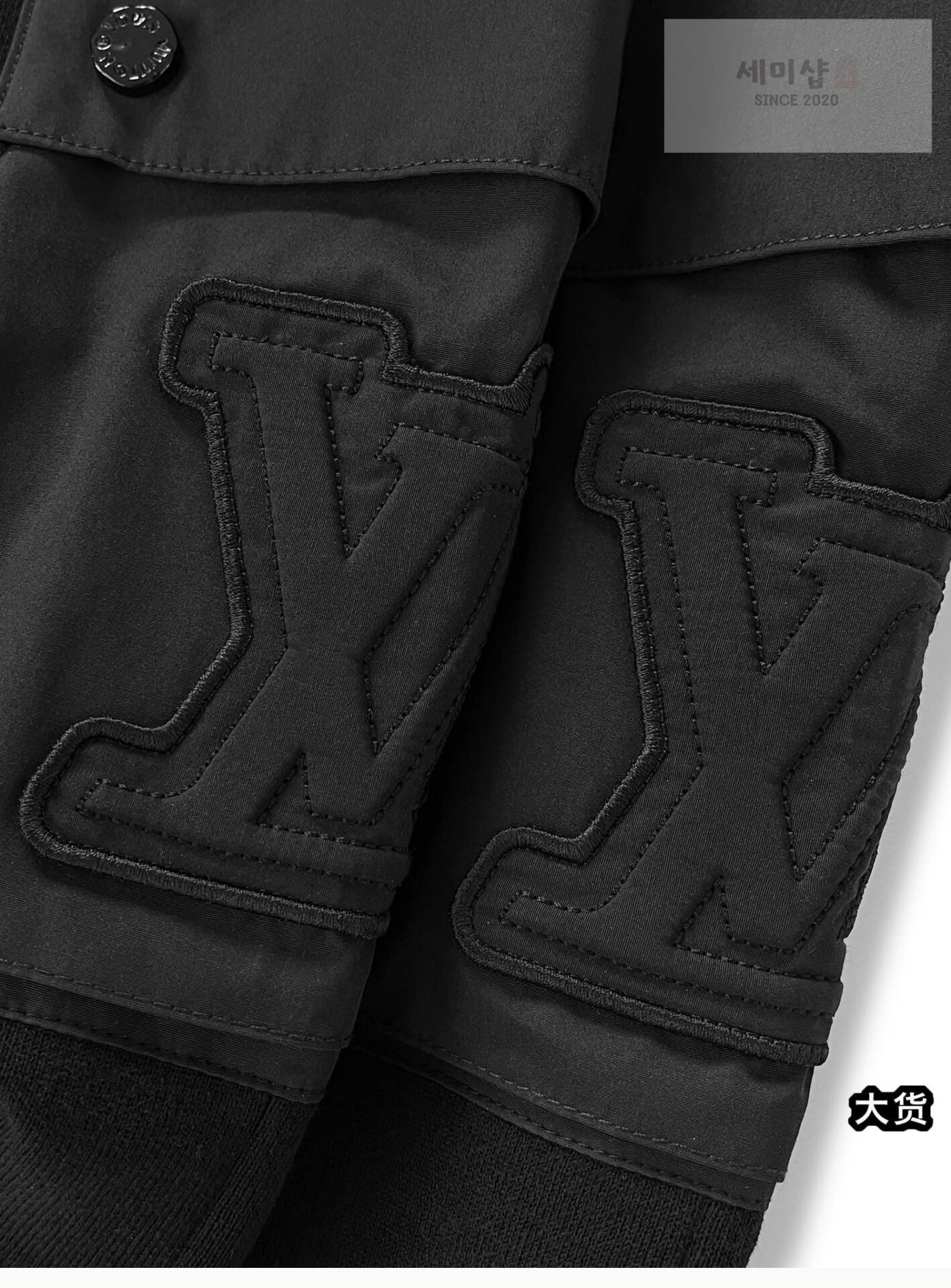 Louis Vuitton 루이비통 24 하이브리드 코튼 니트 테크 숏 팬츠 의류 7번 이미지
