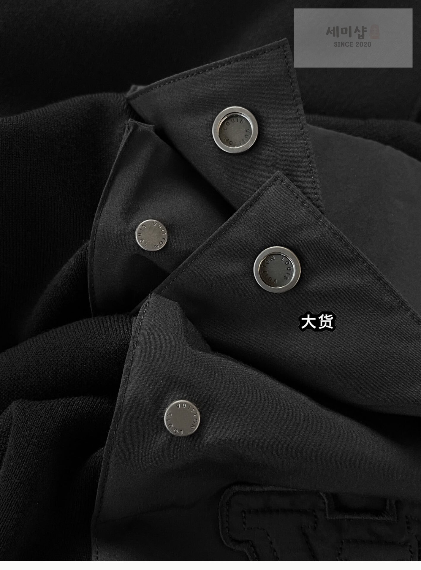 Louis Vuitton 루이비통 24 하이브리드 코튼 니트 테크 숏 팬츠 의류 8번 이미지