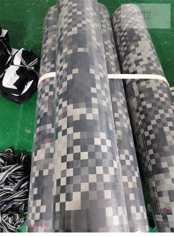Louis Vuitton 루이비통 25SS 다미에 블랙 데님 팬츠 의류 12번 이미지