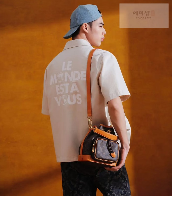 Louis Vuitton 루이비통 25SS 실크 블렌드 숏 슬리브드 셔츠 남방 의류 4번 이미지