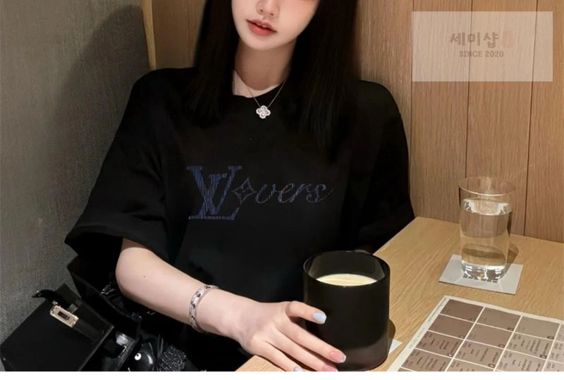Louis Vuitton 루이비통 25SS 이리데슨트 LV 남성 반팔 티셔츠 레플리카 10번 이미지 - 의류 | 세미샵 레플리카 사이트