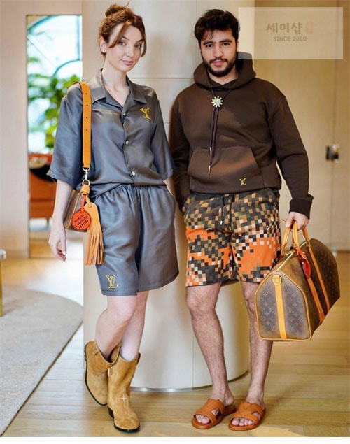Louis Vuitton 루이비통 LV드로스트링 엠벨리시드 코튼 후디 의류 7번 이미지