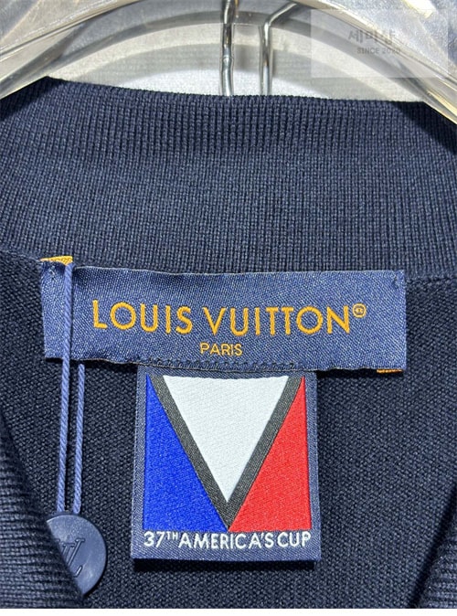 Louis Vuitton 루이비통 LV컵 버튼 로프 자수 반팔 코튼 폴로 티셔츠 의류 16번 이미지
