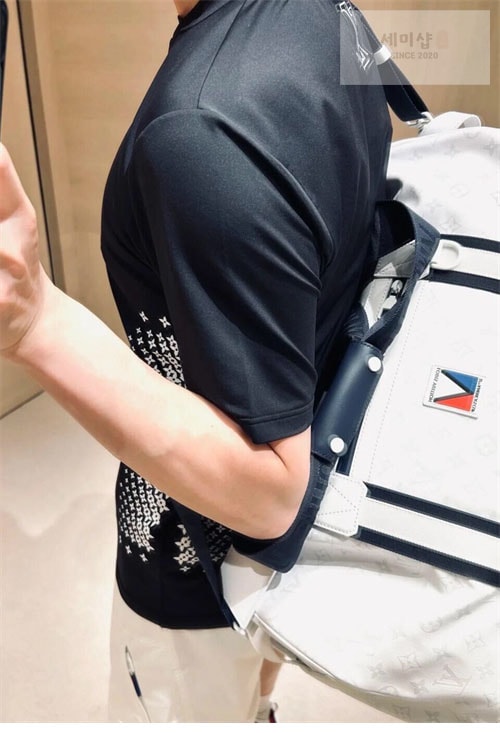 Louis Vuitton 루이비통 LV컵 테크니컬 퍼포먼스 티셔츠 의류 12번 이미지