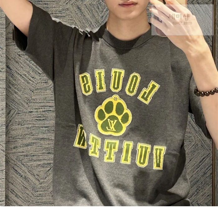 Louis Vuitton 루이비통 LV 도그 포 인따르시아 코튼 크루넥 반팔 의류 3번 이미지