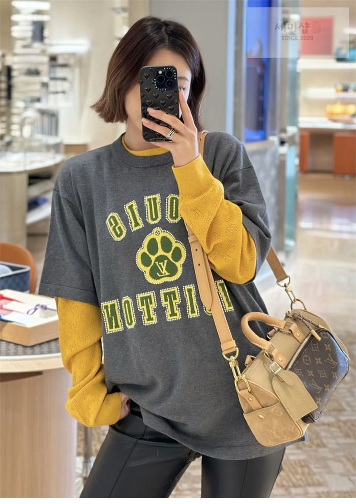 Louis Vuitton 루이비통 LV 도그 포 인따르시아 코튼 크루넥 반팔 의류 24번 이미지