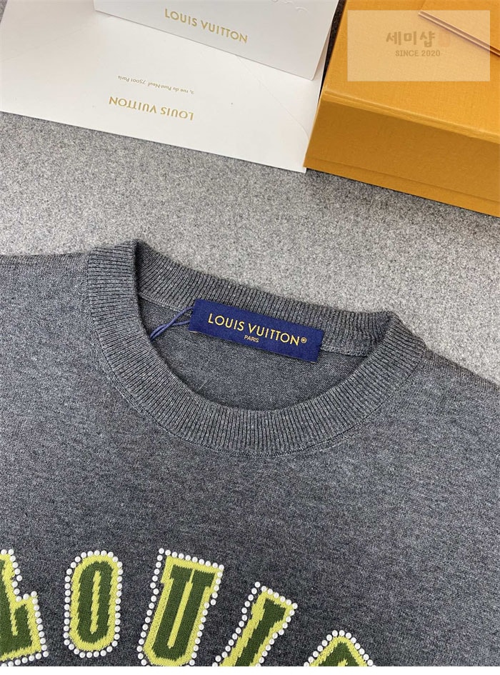 Louis Vuitton 루이비통 LV 도그 포 인따르시아 코튼 크루넥 반팔 의류 8번 이미지