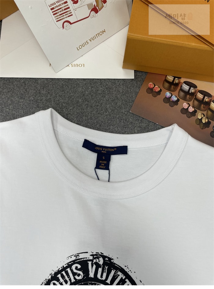 Louis Vuitton 루이비통 LV 스템프 코튼 반팔 티셔츠 의류 11번 이미지