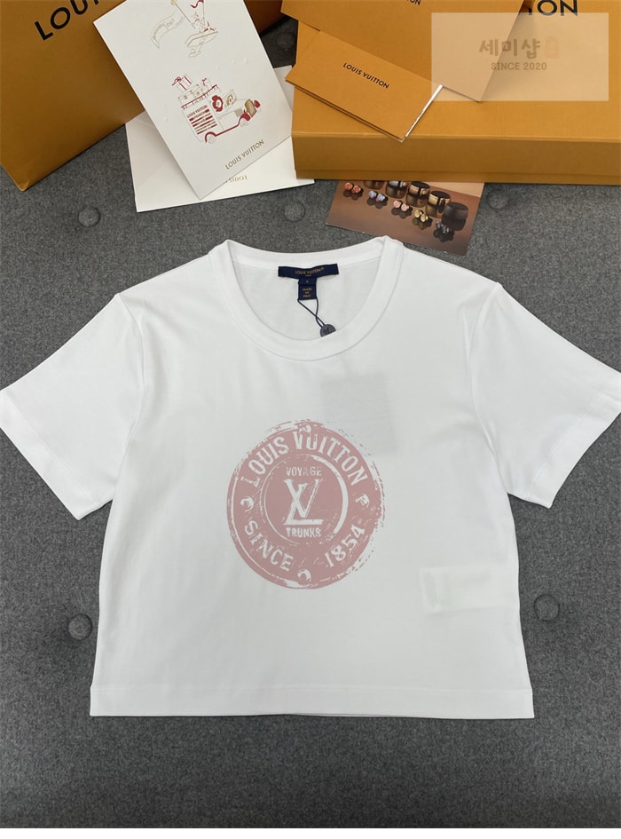 Louis Vuitton 루이비통 LV 스템프 크롭 탑 의류 5번 이미지