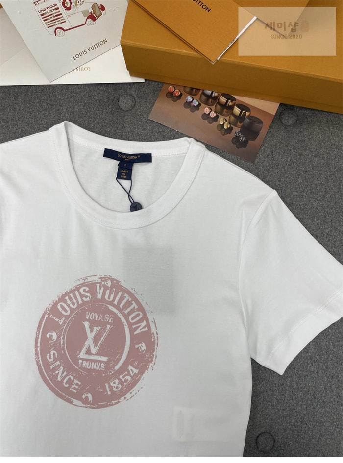 Louis Vuitton 루이비통 LV 스템프 크롭 탑 의류 9번 이미지